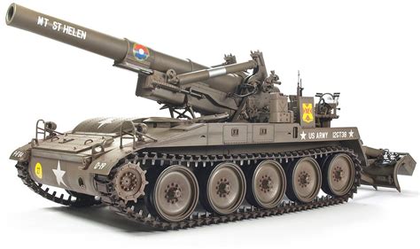 U.S. Army M110 Howitzer 8 Inch (203mm) M110 Self-Propelled Howitzer ...