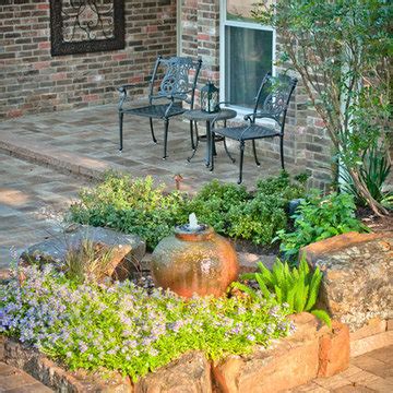 American Garden Design Ideas, Inspiration & Images - March 2024 | Houzz IN