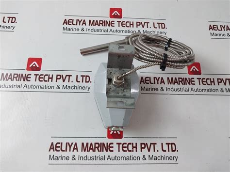 Trafag 471.2353 Pressure Switch Temperature Thermostat – Aeliya Marine Tech