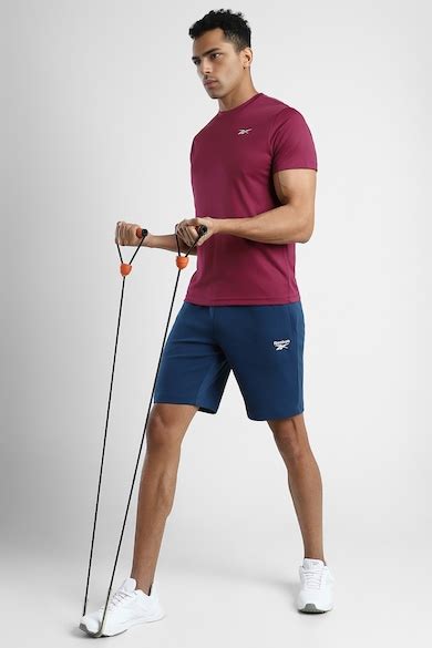 Reebok India Official | Reebok Men T Shirt Online at reebok.abfrl.in ...