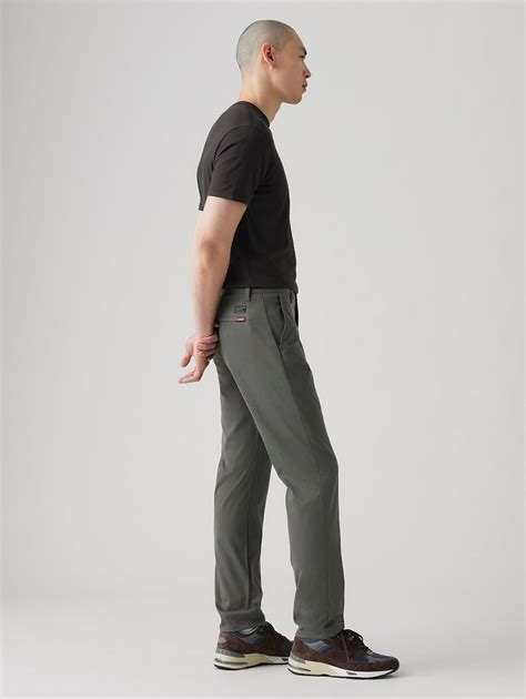 Men's Grey Straight Fit Tech Pant – Levis India Store