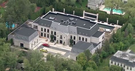 Inside Drake’s 100 million dollar Toronto mansion featuring ‘awards ...