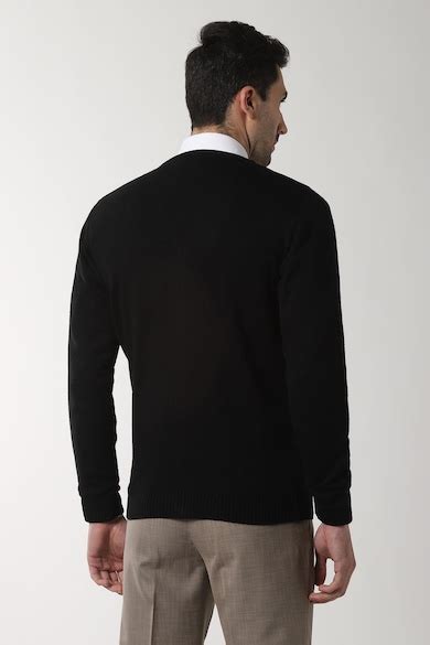 Buy Men Black Knit V Neck Cardigan Online - 392628 | Peter England