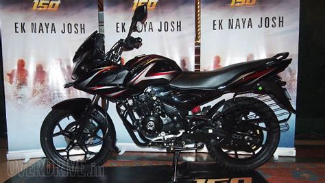 Image gallery: Bajaj Discover 150F at the launch - Overdrive