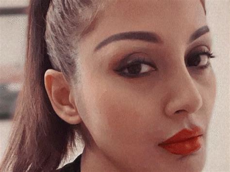 Rimi Sen speaks on plastic surgery rumours | પ્લાસ્ટિક સર્જરીની અફવાઓ ...