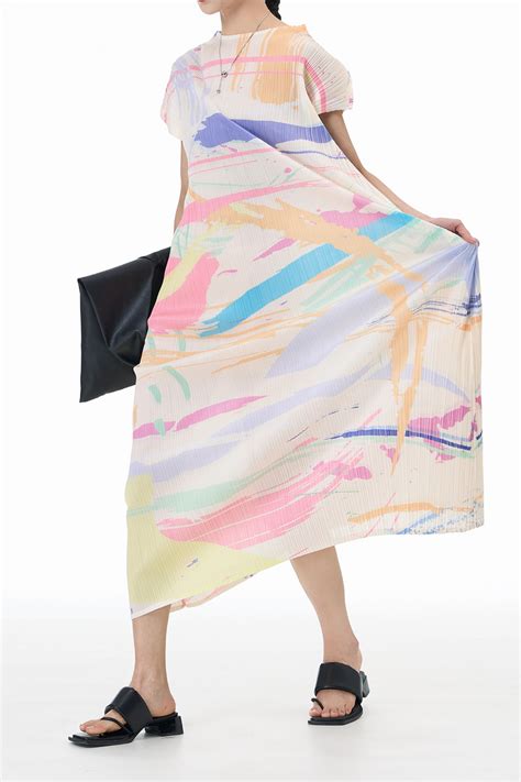 Stylish Dresses for Women | Shop Latest Dresses Online - Nolabels