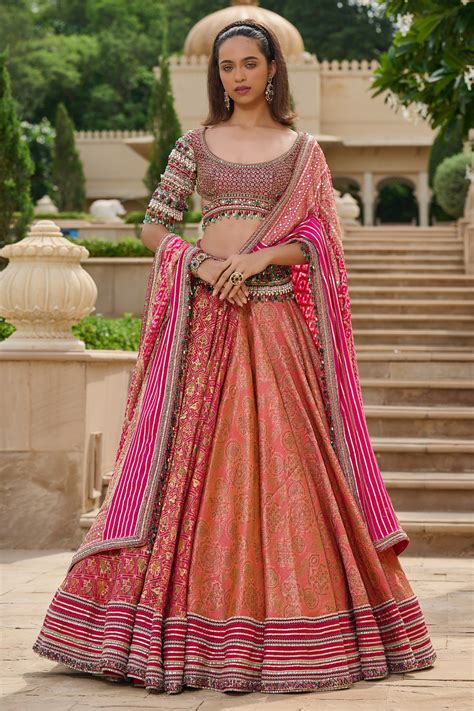 LEHENGA | Tarun Tahiliani