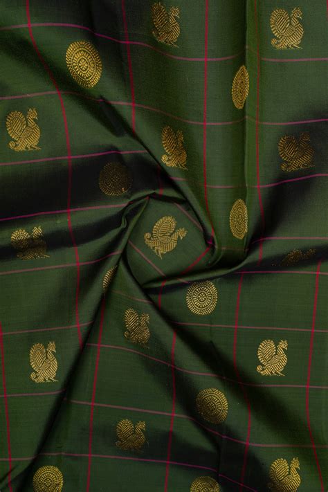 Shop Borderless Kanjivaram Sarees | Contemporary Luxury Silk Sarees ...