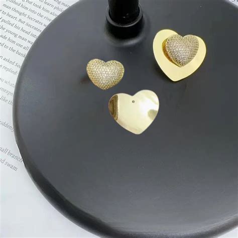 Twin Aura Heart Studs – Padmeya