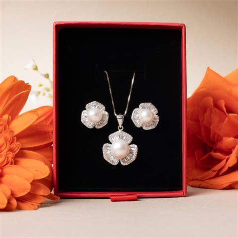 Buy the Best 925 Sterling Silver Luxury Travel Jewelry Online in India ...