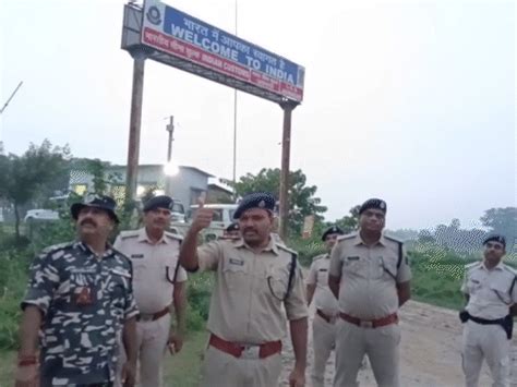 Bihar Seals Borders Amid Nepal Unrest, Thousands of Vehicles Stranded ...