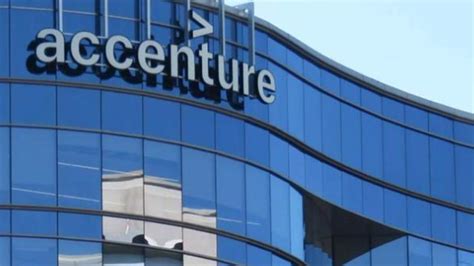 Accenture : 19000 कर्मचारियों को निकालेगी, जानिए क्यों | Accenture Will ...
