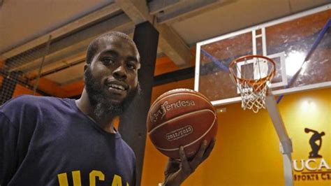 Davis: "Es un privilegio jugar en la liga de la que salieron Pau y Ricky"