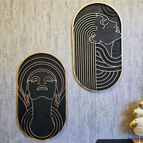 Heritage Women Wood Wall Decor