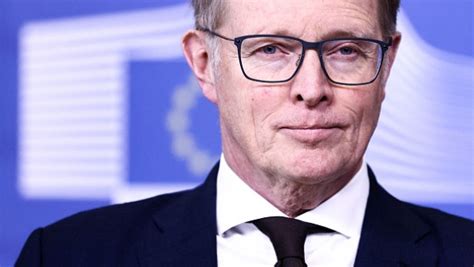 Europe's New Frontex border chief says 'no more pushbacks'