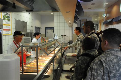 DFAC manager ambushes Soldiers with healthy food | Article | The United ...