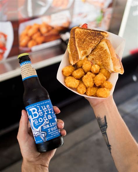 Cousins Maine Lobster in San Ramon : Farmers Market, City Center Bishop ...