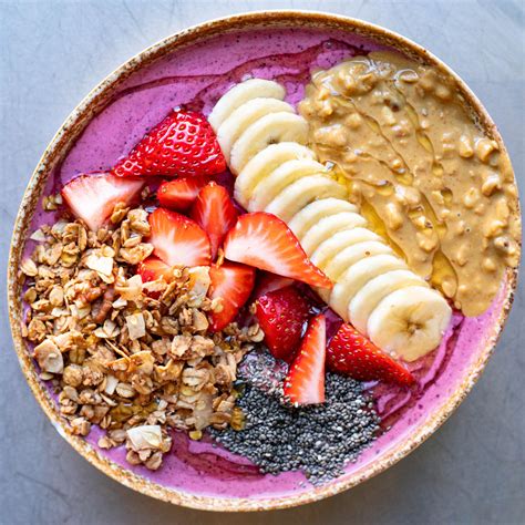 High-Protein Smoothie Bowl | Mob