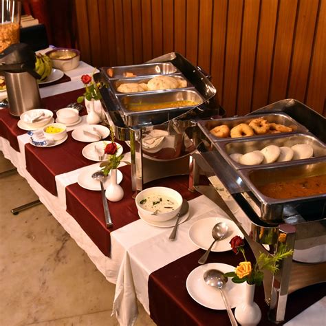 HOTEL GATEWAY CONTINENTAL (Kolkata, West Bengal) - Hotel Reviews ...