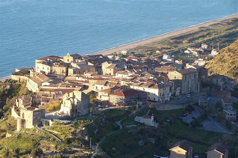 Fiumefreddo Bruzio Tourism (2023): Best of Fiumefreddo Bruzio, Italy ...