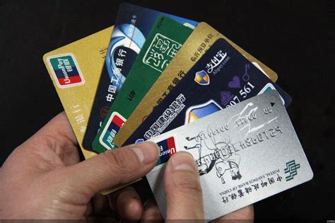 招行卡被盗刷银行全然不知 同时间段40余人卡被盗刷-赣州金融网