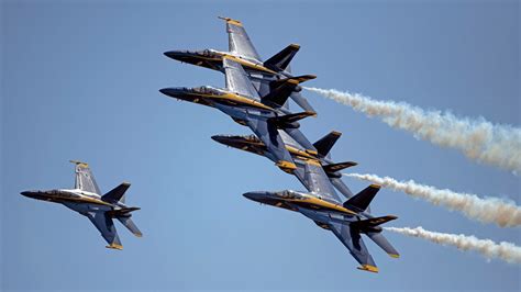 Blue Angels practice schedule June at National Naval Aviation Museum
