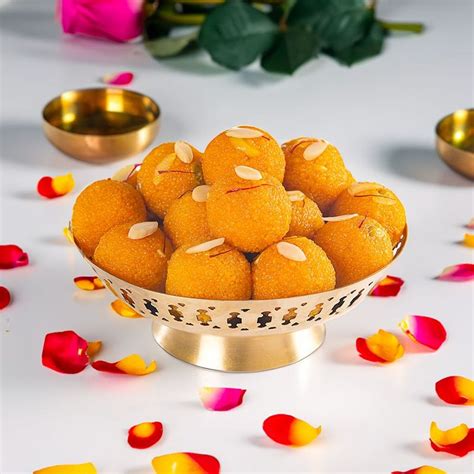 Buy Motichur Laddu Online | Bangalore | Mithaicana