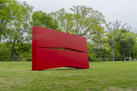 Carmen Herrera’s Estructuras Monumentales Exhibiting at the Parrish Art ...