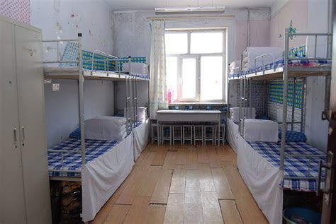 湘西民族职业技术学院宿舍条件怎么样—宿舍图片内景-食堂宿舍