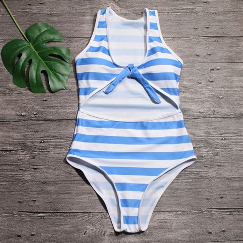 Swimming Outfit 的图像结果