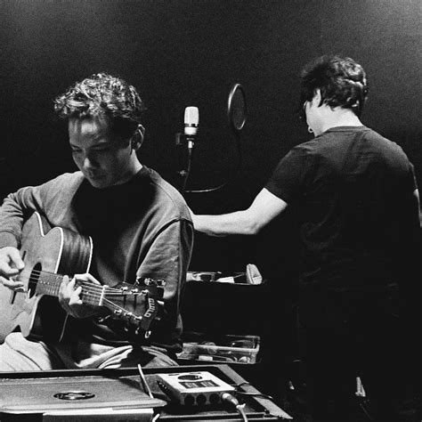 Sahil Sarin Local Train 的图像结果