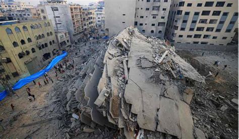 Deadliest day in 50 years: 500 killed, civilians held hostage as Israel ...