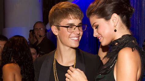 Hacked Twitter Account Says Justin Bieber Is Gay And Selena Gomez ...