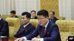 North Korea officials visit Iran in rare public trip