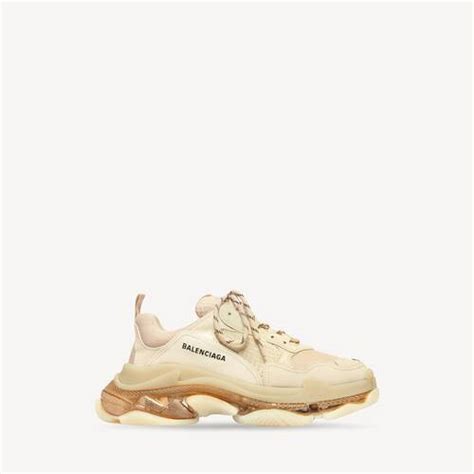womens balenciaga triple s