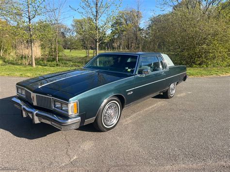 1982 Oldsmobile Ninety-Eight Is a Low-Mile Surprise, Only 25K Miles on the Clock - autoevolution