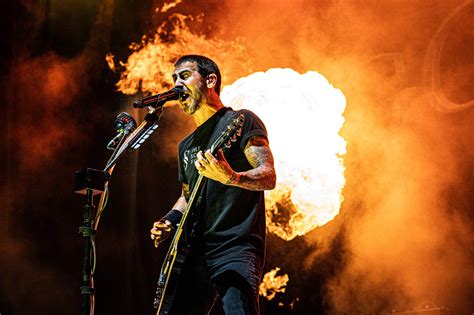 Godsmack & STAIND Set the Credit Union One Amphitheater on Fire ...