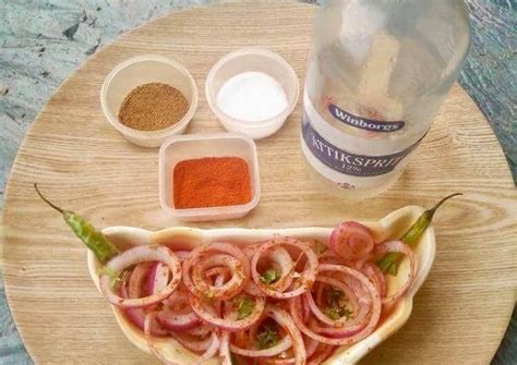 Onion Ring Salad Recipe by Jinal Sahu - Cookpad