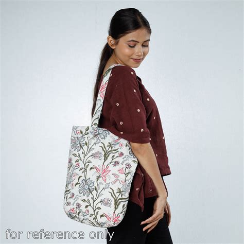 White Handcrafted Quilted Sanganeri Block Printed Shoulder Bag