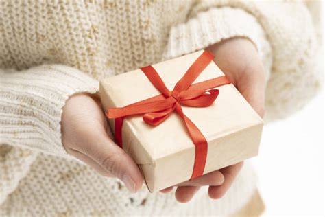 臣子喜欢什么礼物最新素材