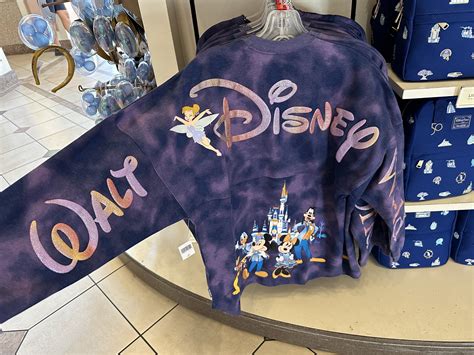 PHOTO REPORT: Magic Kingdom & Disney Springs 10/14/22 (50th Anniversary ...