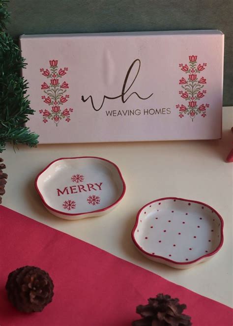 Merry & Red Polka Handmade Dessert plate in a Gift Box - WeavingHomes