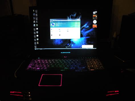 Alienware M17x 的图像结果