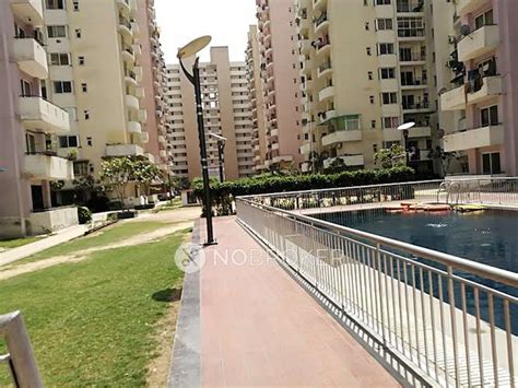 Aditya Celebrity Homes Sector 76 - Without Brokerage Semi-furnished 3 ...
