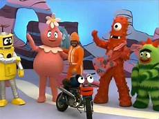 black on yo gabba gabba yo gabba gabba goodbye song with black black on yo gabba gabba yo gabba gabba goodbye song with black