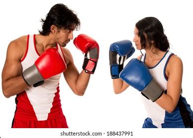 Boxing Face Off 的图像结果