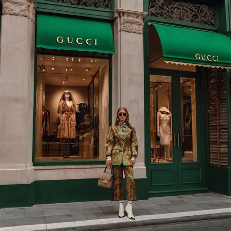 Gucci Jobs UAE, New Vacancies, Is it Hard to get a Job at Gucci? | Gulf ...