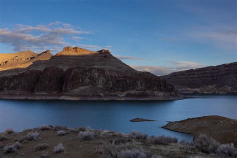 Sunrise at Lake Owyhee State Park | My Photographic Memories