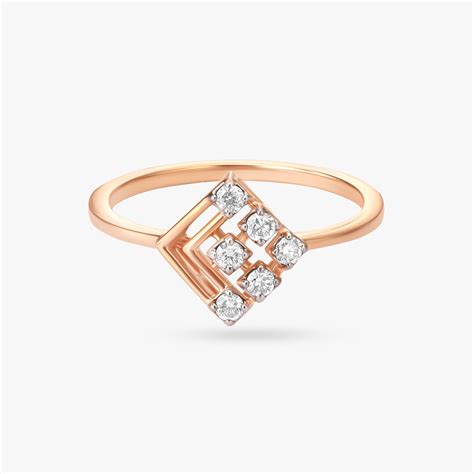 Ravishing Rhombus Diamond Statement Finger Ring