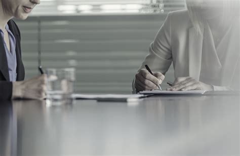 Interview Room Layout 的图像结果